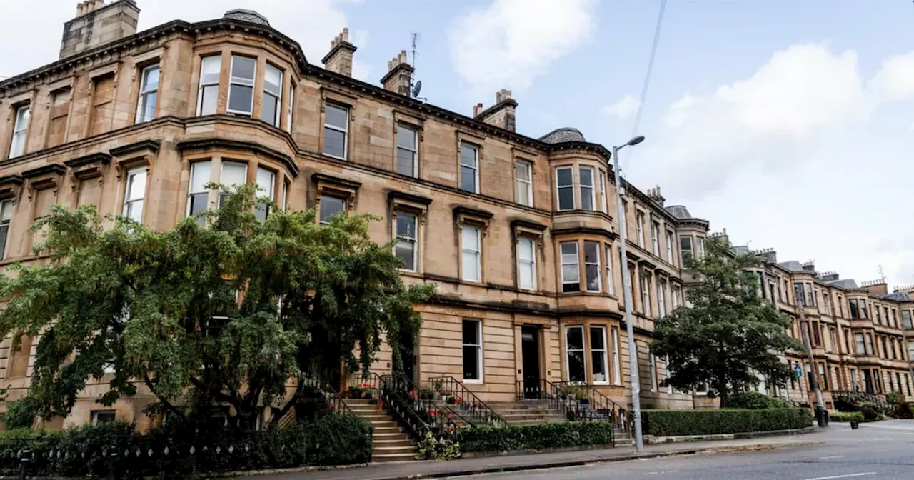 Glasgow flat just a stone's throw away from Queen's Park hits market for £370k