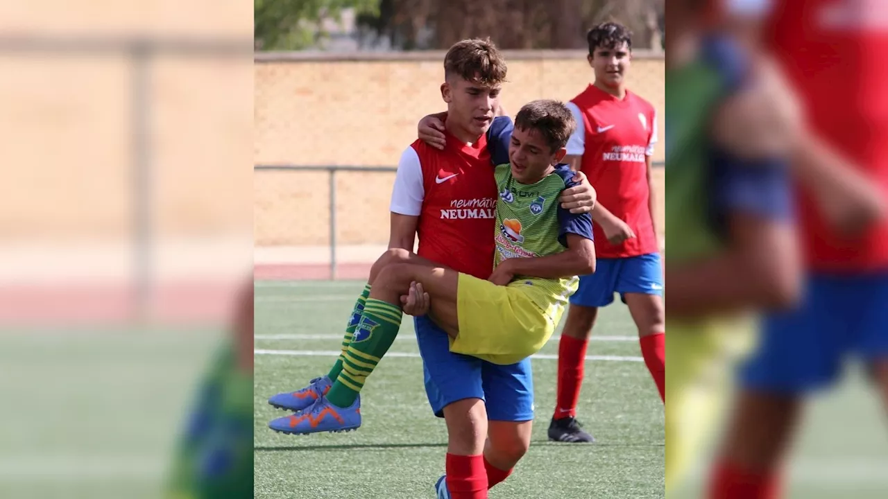 Cayetano, el jugador del Algeciras infantil que sacó a su rival lesionado en brazos