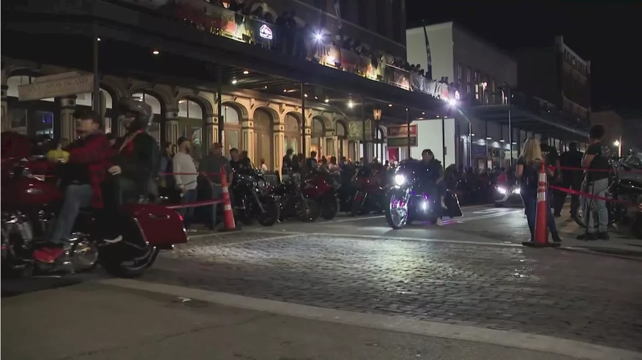 Half of Seawall Boulevard closed for first time for Galveston's Lone Star Rally