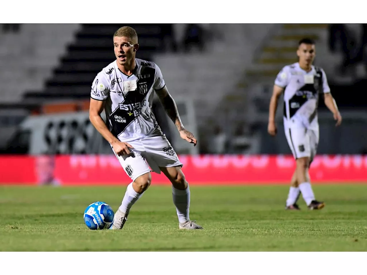 Ponte Preta x Avaí: onde assistir, horário e prováveis escalações do jogo pela Série B