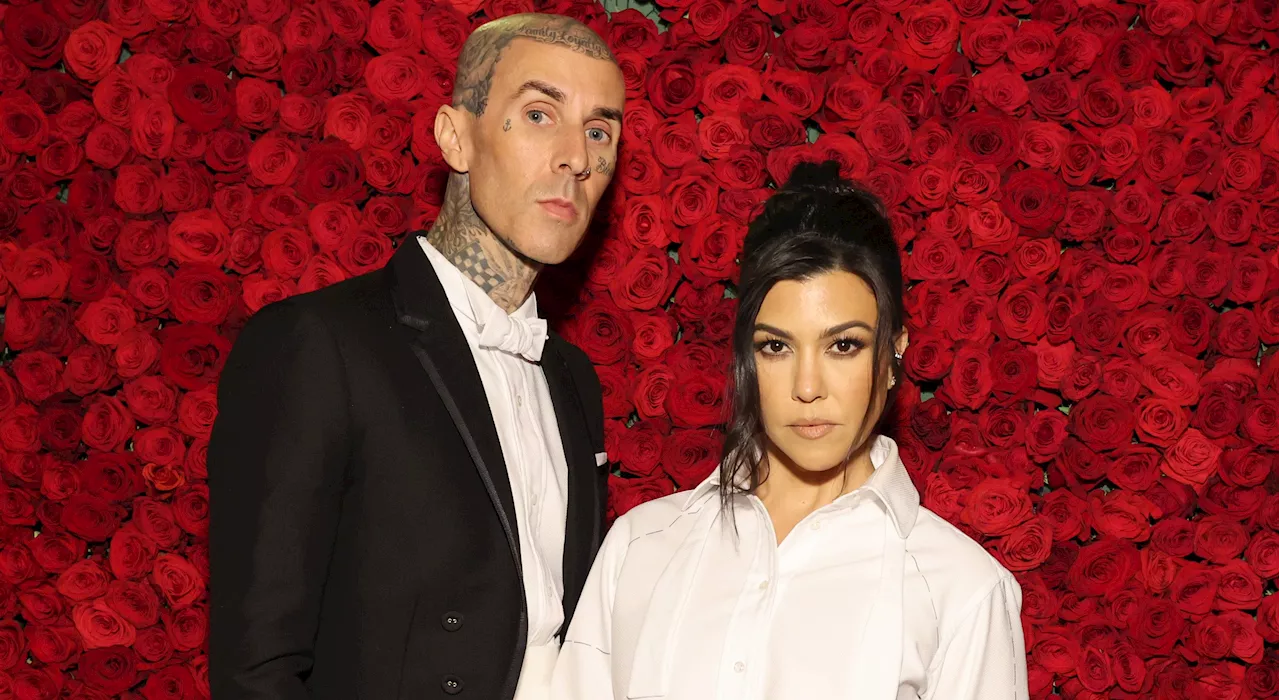 Kourtney Kardashian gives birth, welcomes baby with Travis Barker