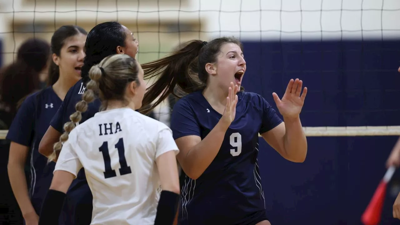 Girls volleyball: Statement wins, upsets from Saturday’s postseason matchups