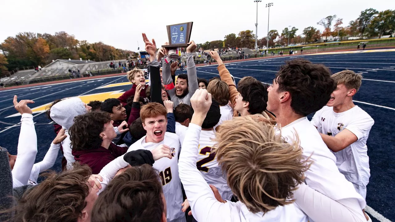 Summit deals Colonia a heartbreaker, wins first North 2, Group 3 title since 2021