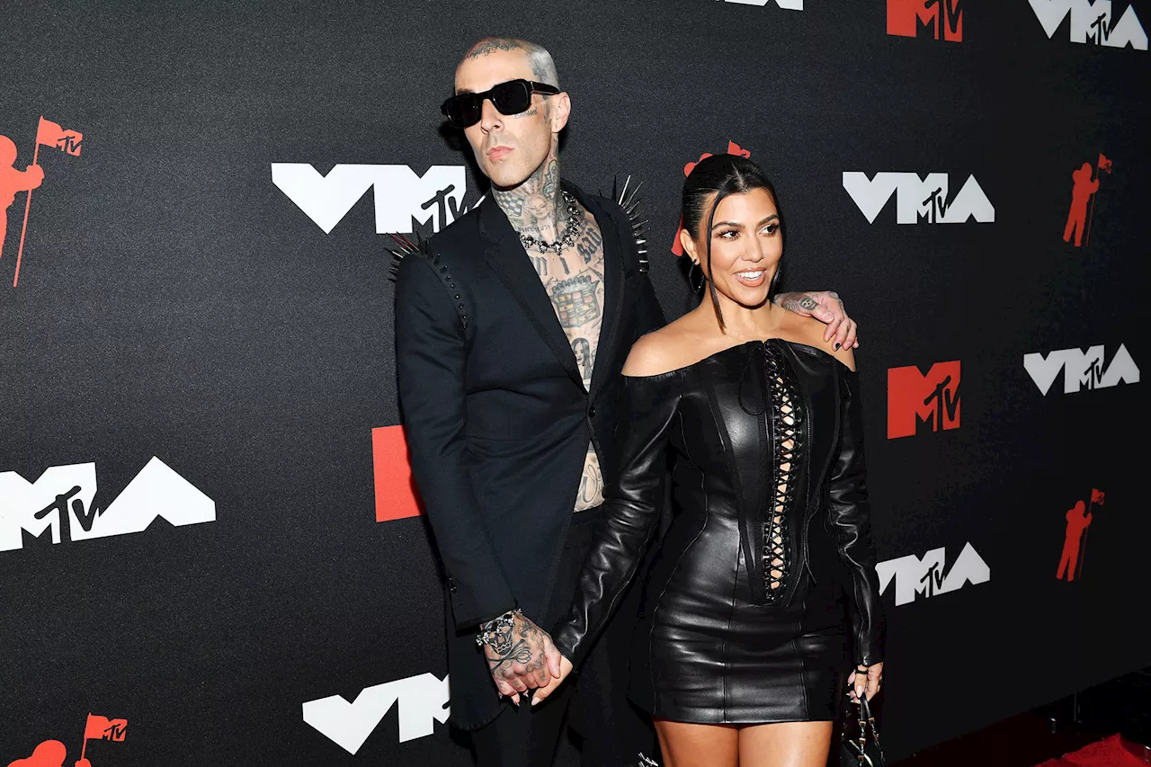 Kourtney Kardashian gives birth to first son with Travis Barker