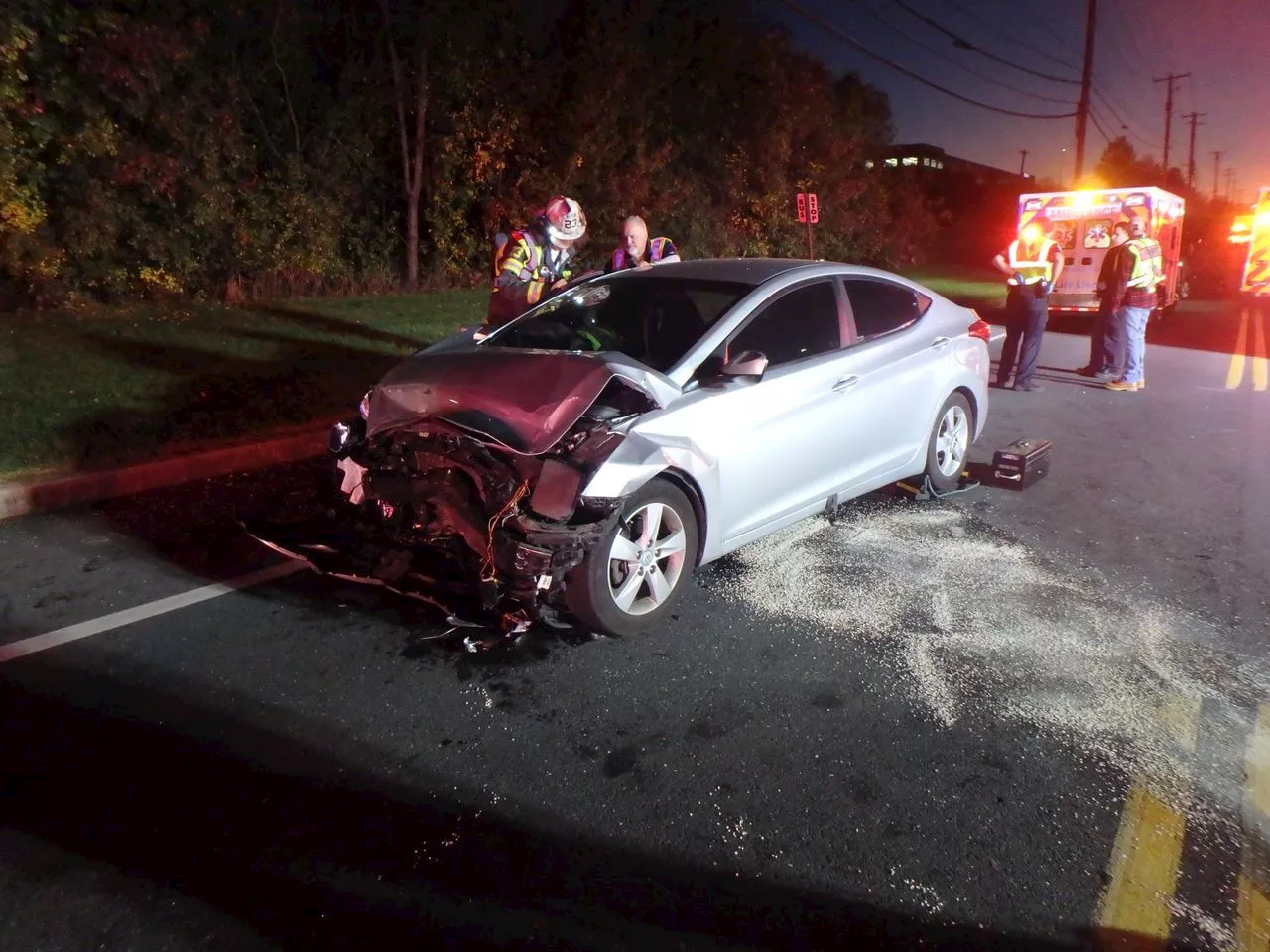 Driver runs stop sign, causes crash injuring 5 in Cumberland County: police