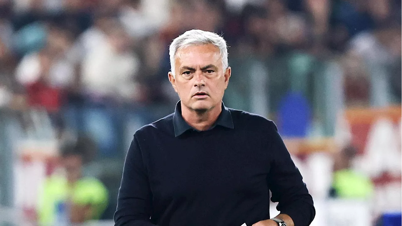 Mourinho attacca la Lega calcio: “Roma penalizzata dal calendario, si gioca troppo, ma loro non capiscono”