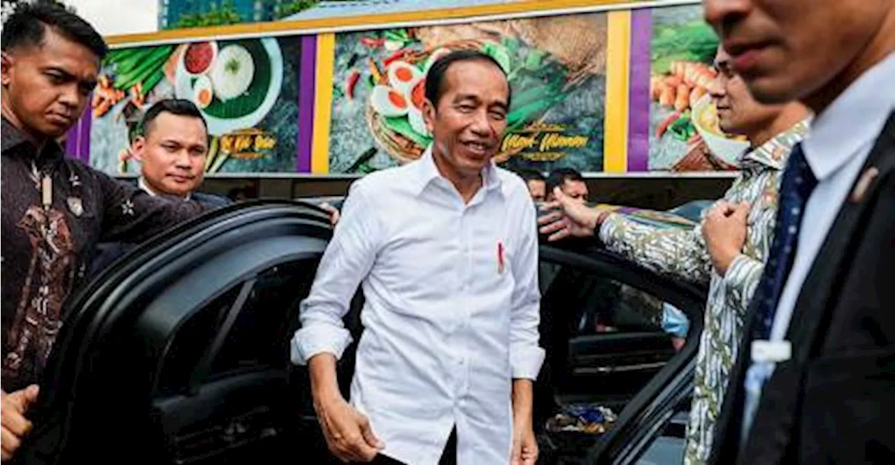 President Jokowi sends off humanitarian aid for Palestinians in Gaza