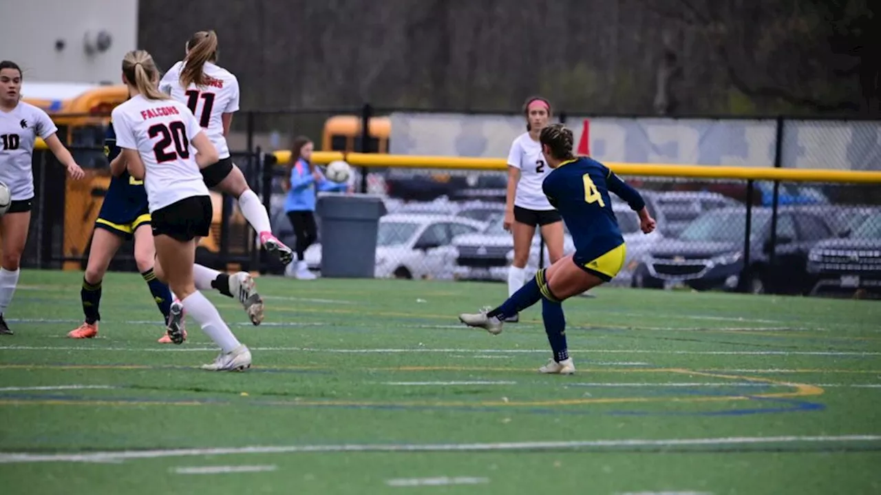 Spencerport girls leave no doubt, cruise to seventh straight regional title