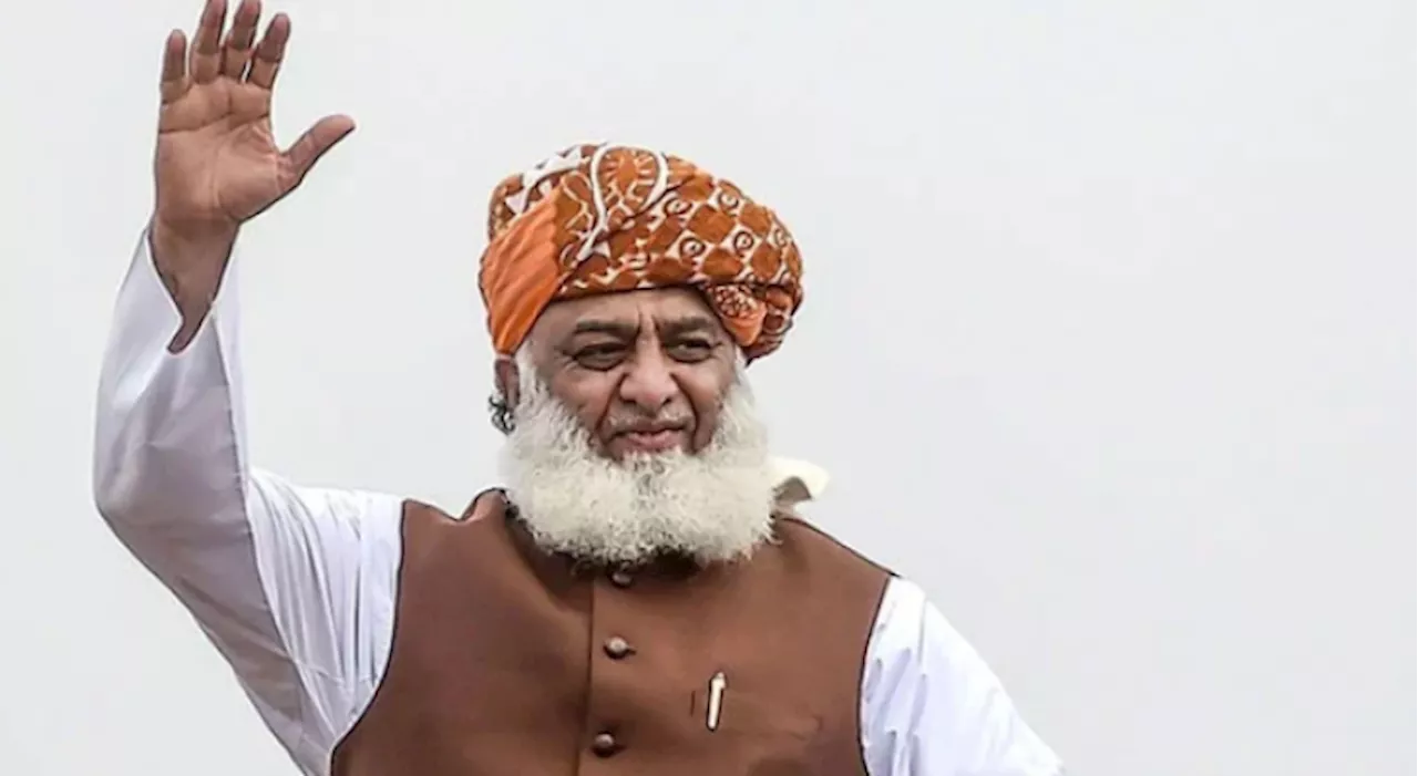 JUI chief Maulana Fazl leaves for Gaza, report claims