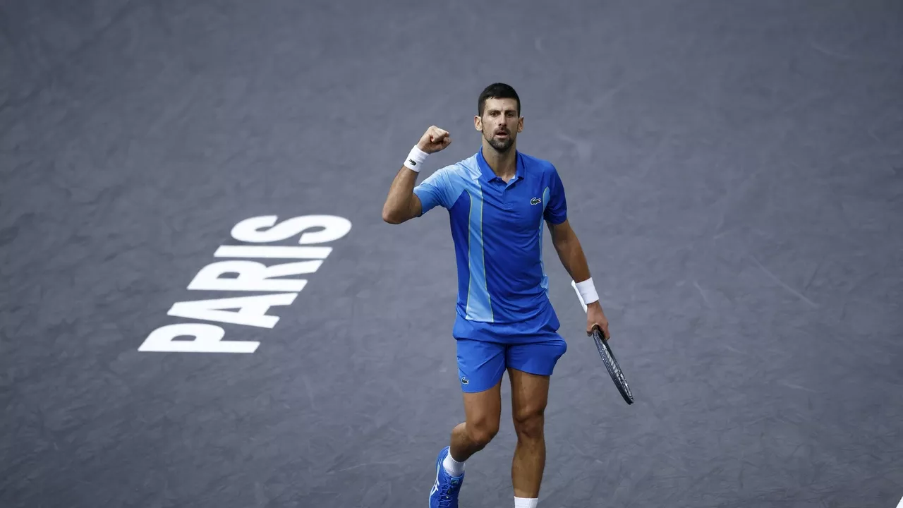 Djokovic es imparable: aplasta a Dimitrov en la final de París y conquista su 40º Masters 1.000