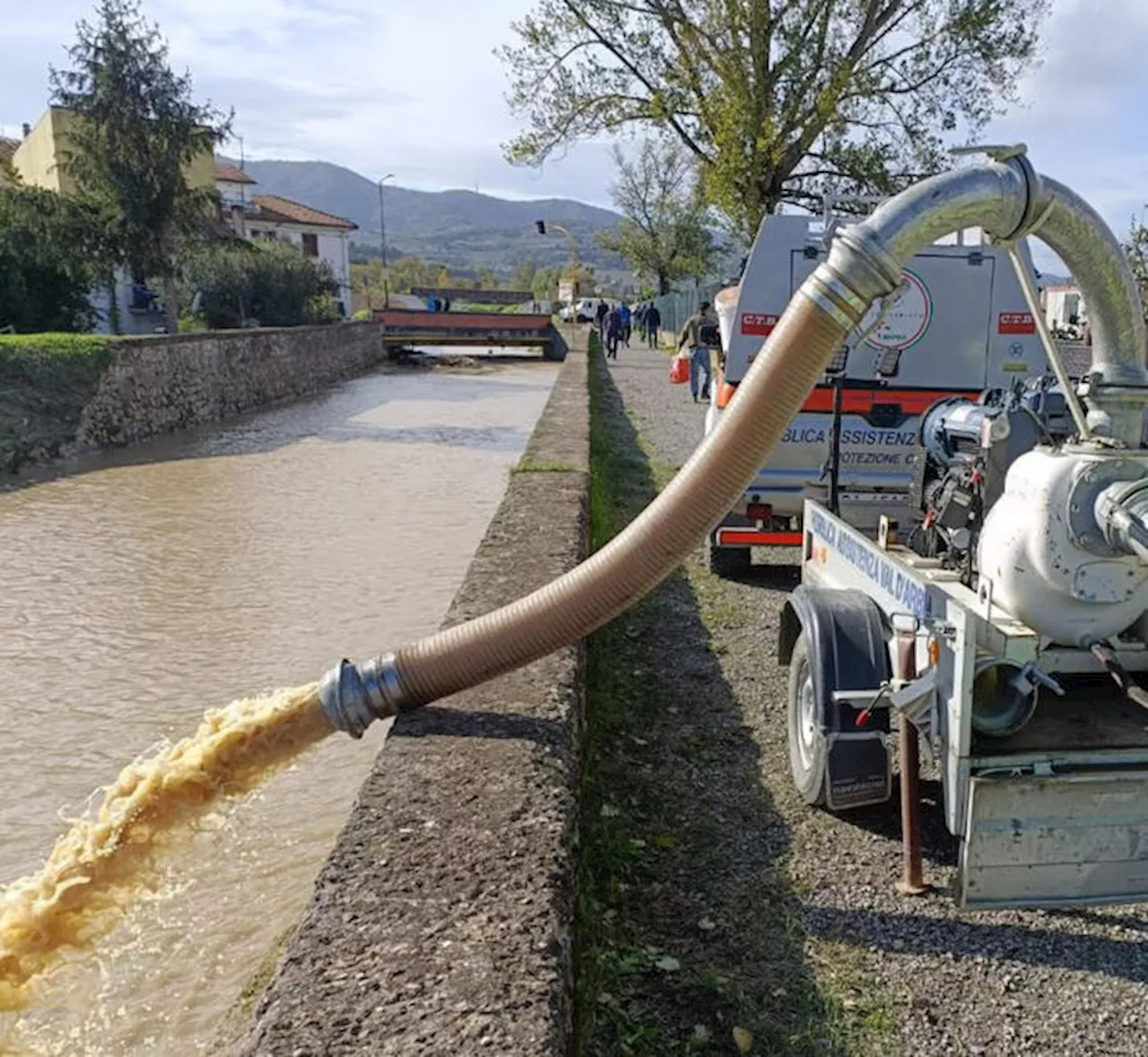 'Perso il controllo dei terreni, l'acqua è più veloce'