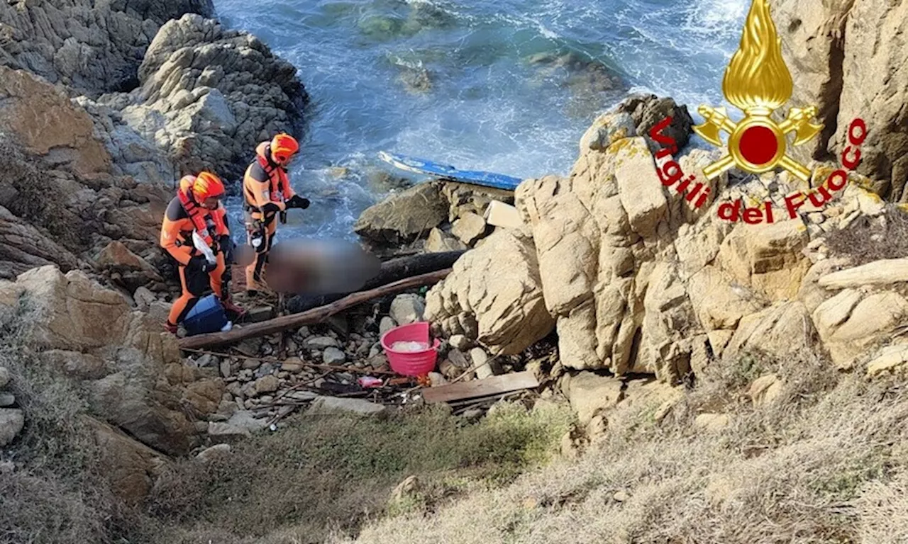 Naufragio in Sardegna, un diportista trovato morto sugli scogli