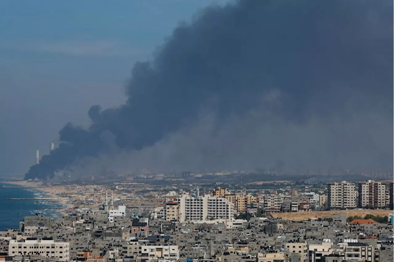 Militares israelenses afirmam que tropas terrestres chegaram à costa de Gaza