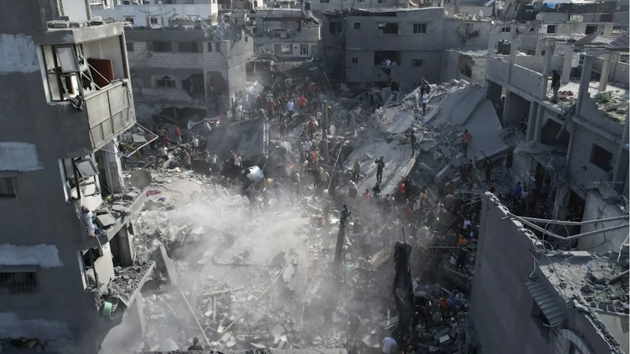 Warplanes strike Gaza refugee camp as Israel rejects U.S. push for a pause in fighting