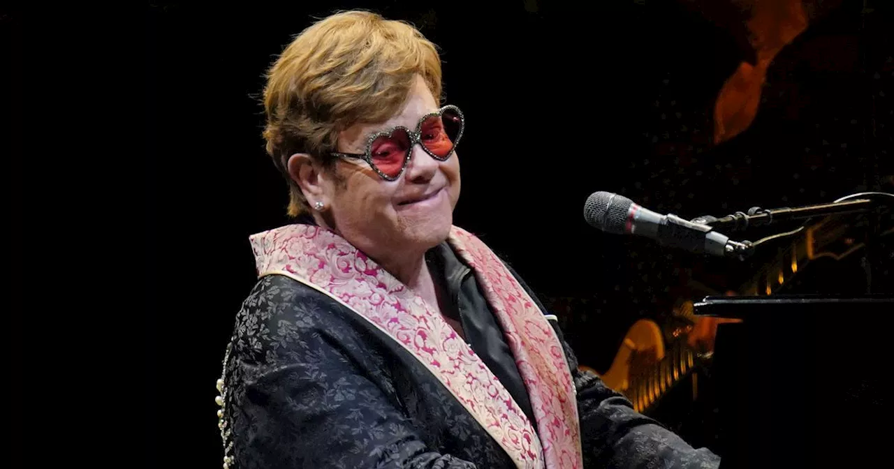 Sir Elton John dedicates Scottish Music Awards win to Edinburgh-born guitarist