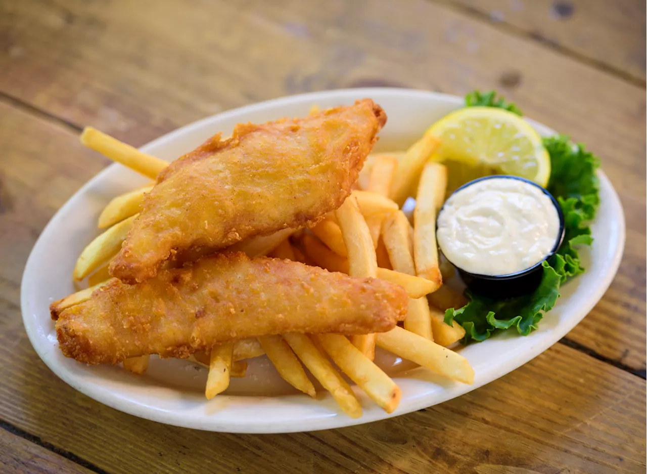 10 Restaurant Chains That Serve the Best Fish and Chips