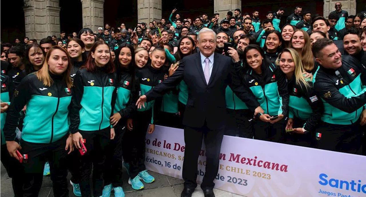 AMLO felicita a deportistas mexicanos por su tercer lugar en el medallero de los Juegos Panamericanos