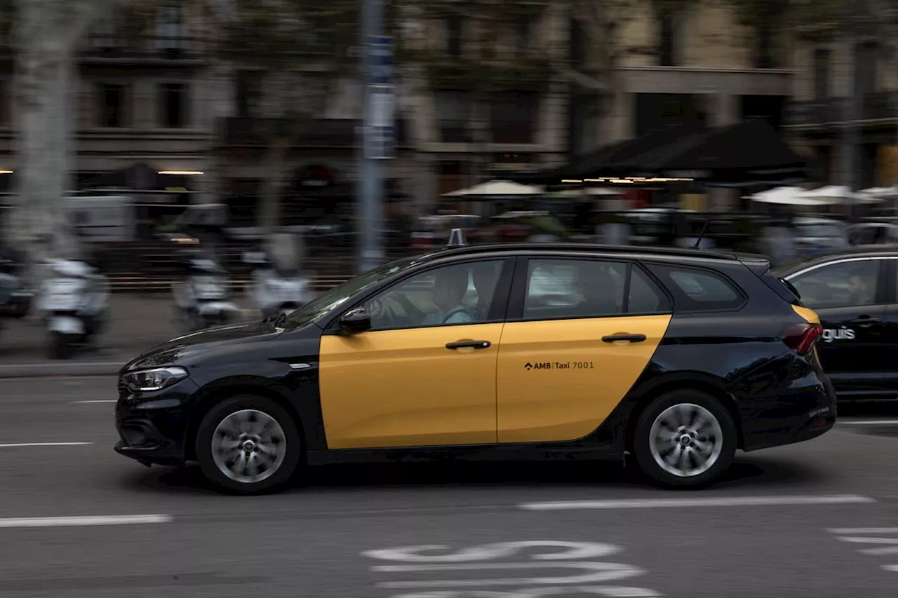 Muere un taxista agredido por un motorista en Barcelona