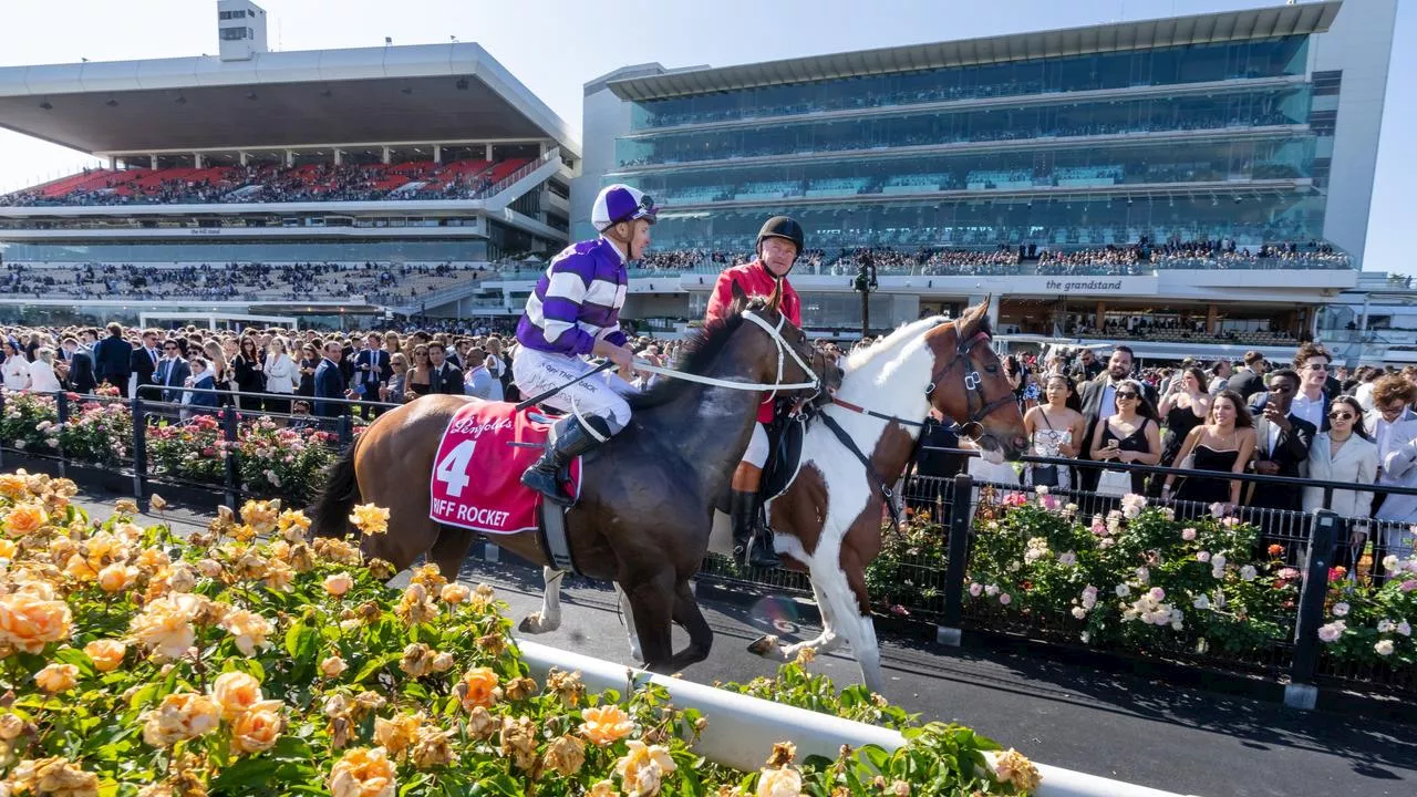 Melb Cup weather chaos looms amid thunderstorm threat and Flemington heatwave