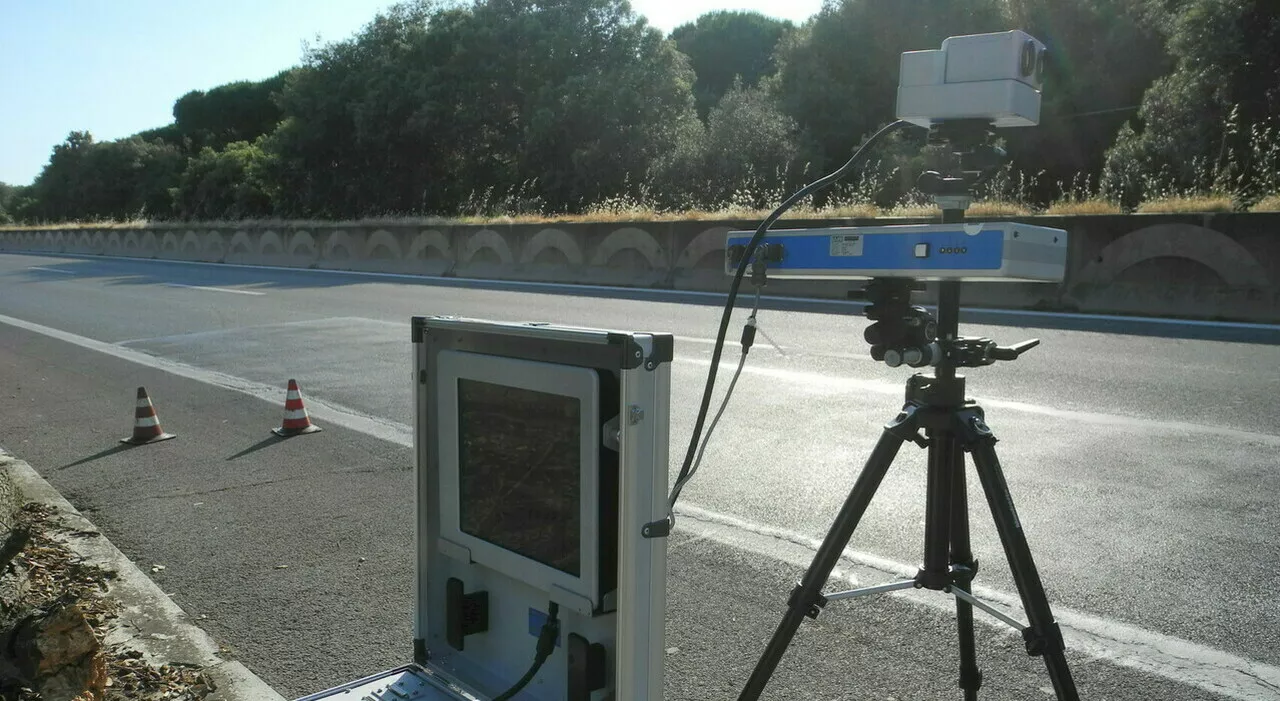 Roma, raddoppiano le multe: dall'alcol all'alta velocità ecco la giungla delle strade