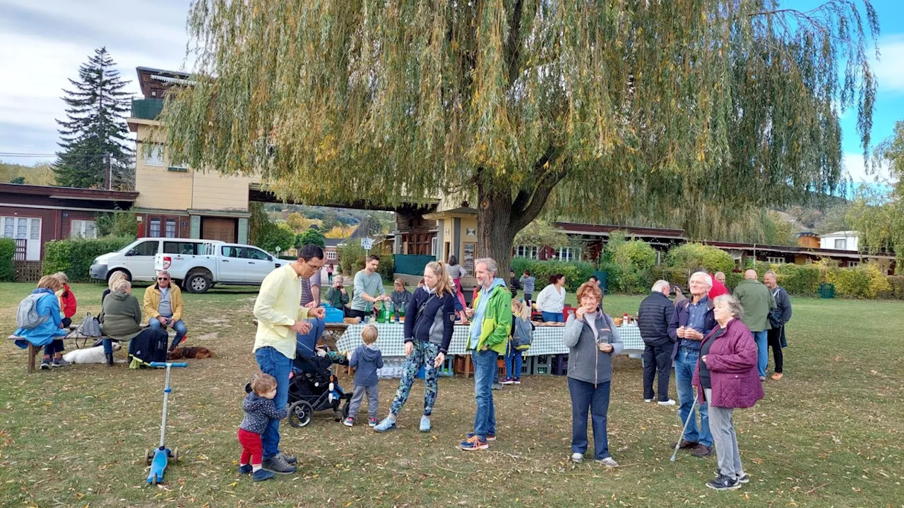 Kritzendorfer wanderten vom Amtshaus bis zum Silbersee