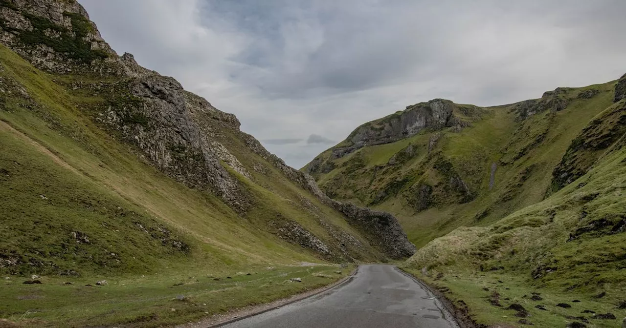 Stunning road that's likes driving 'in a film' an hour from Notts