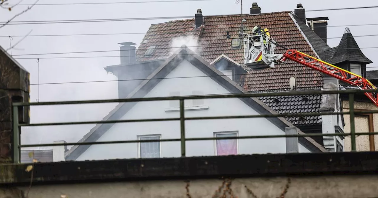 Brand in Hagen: Ein Toter bei Feuer im Dachgeschoss