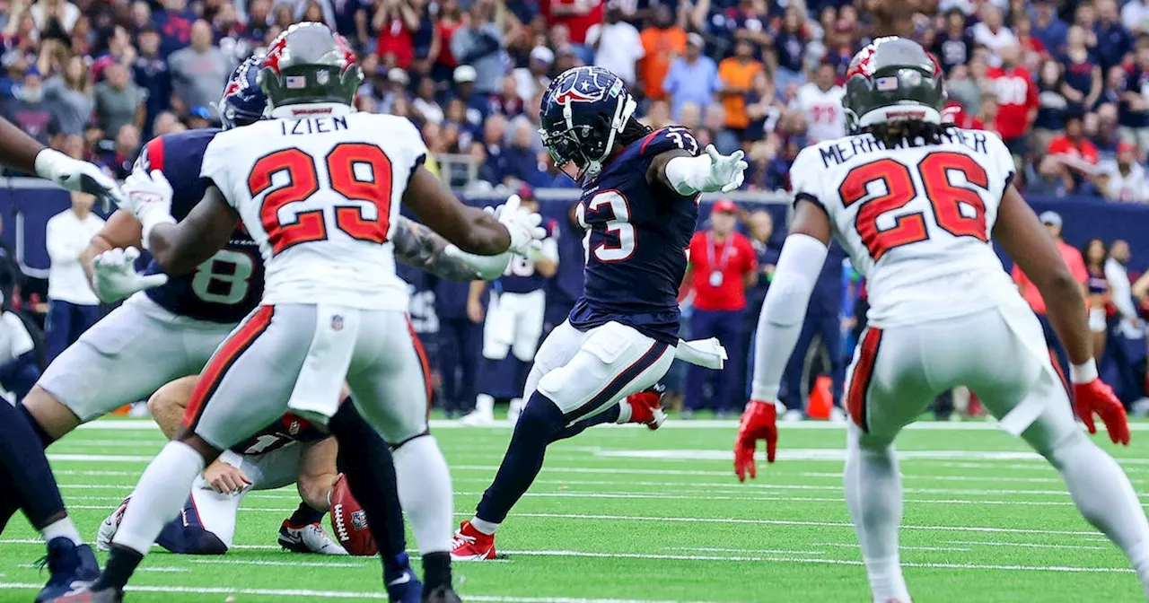 NFL-No kicker? No problem: RB Ogunbowale kicks field goal in Texans' win