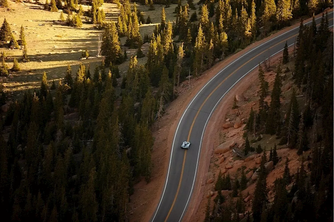 VW I.D. R Pikes Peak mit Bestzeit im Qualifying