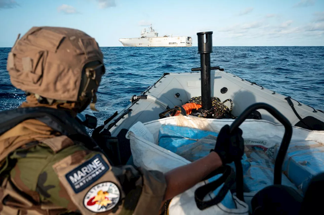 La Marine nationale saisit près de 900 kilos de cocaïne au large des côtes africaines