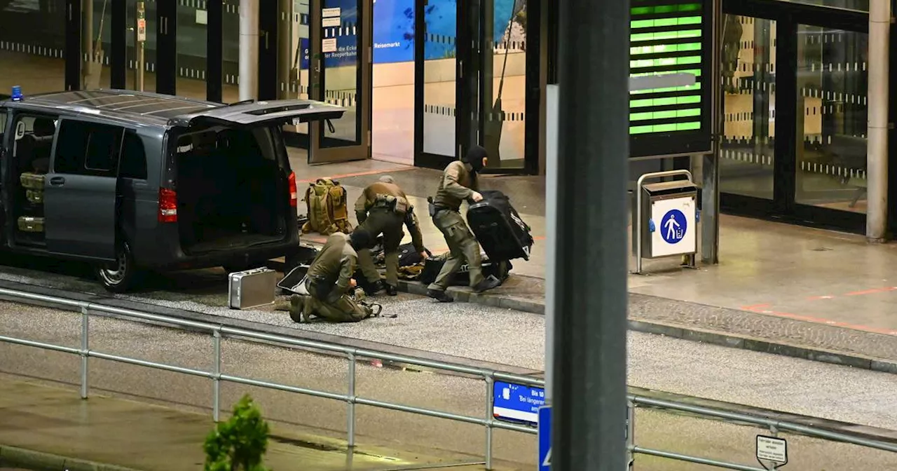 Hamburger Flughafen gesperrt – Bewaffneter Mann hält Mädchen (4) fest