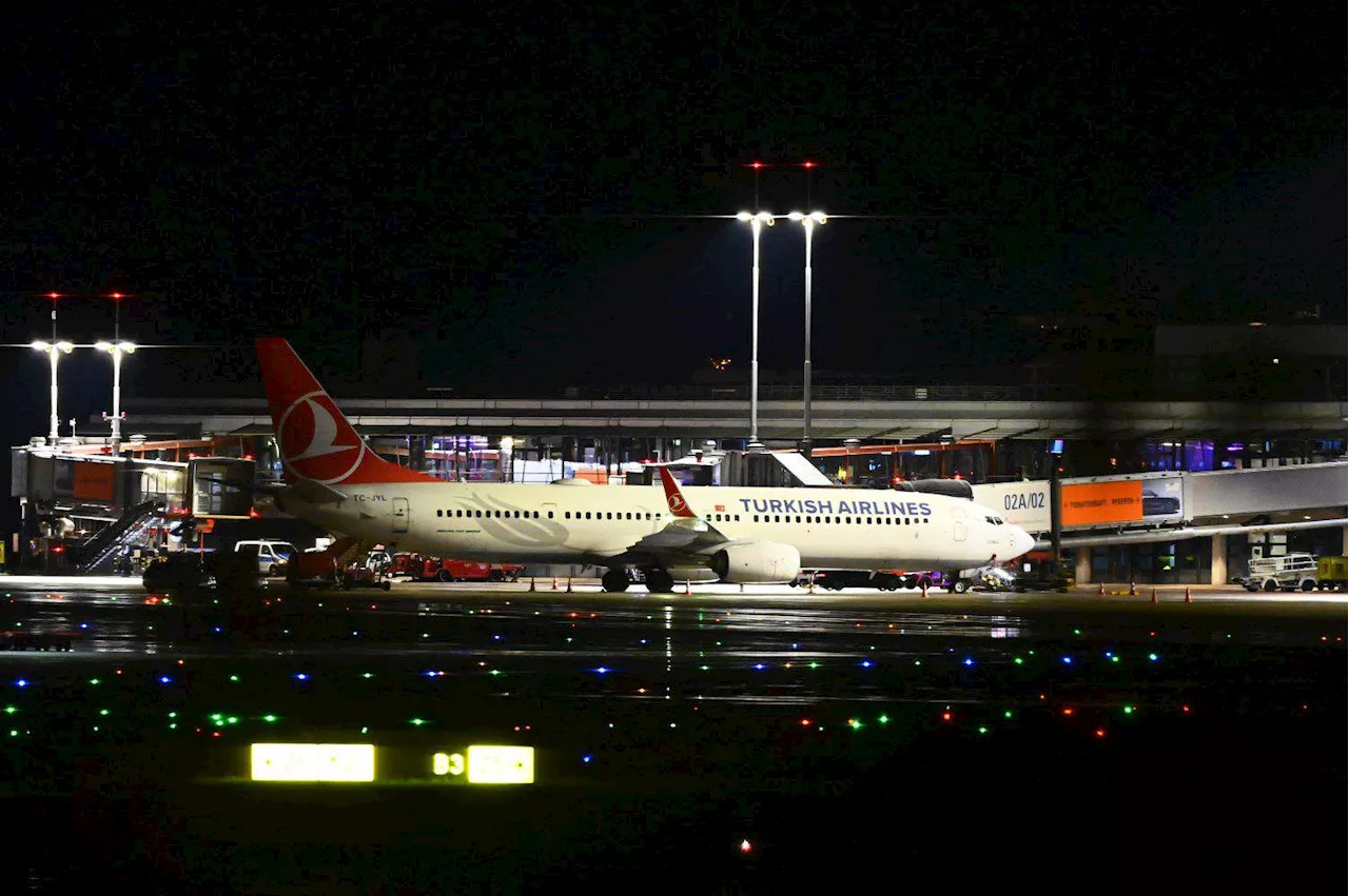 Hamburg airport traffic halted over tense ‘custody dispute hostage situation’