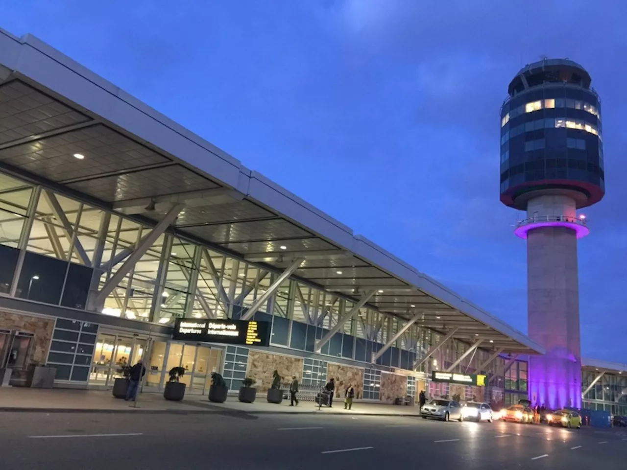 Update: Volcanic ash cloud cleared, YVR flights back to normal