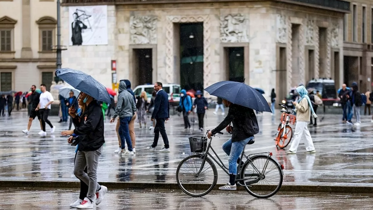 Maltempo, piogge e temporali al Centro-Sud: le regioni con l’allerta