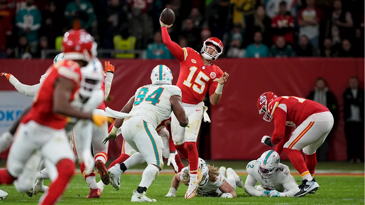 Mahomes throws two TDs as Chiefs hang on for win over Dolphins in Germany