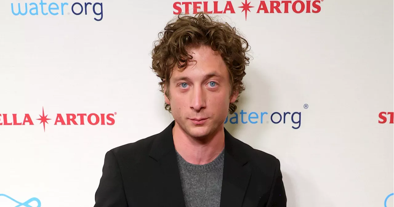 Jeremy Allen White Dating History: His Ex-Wife, Famous Flings