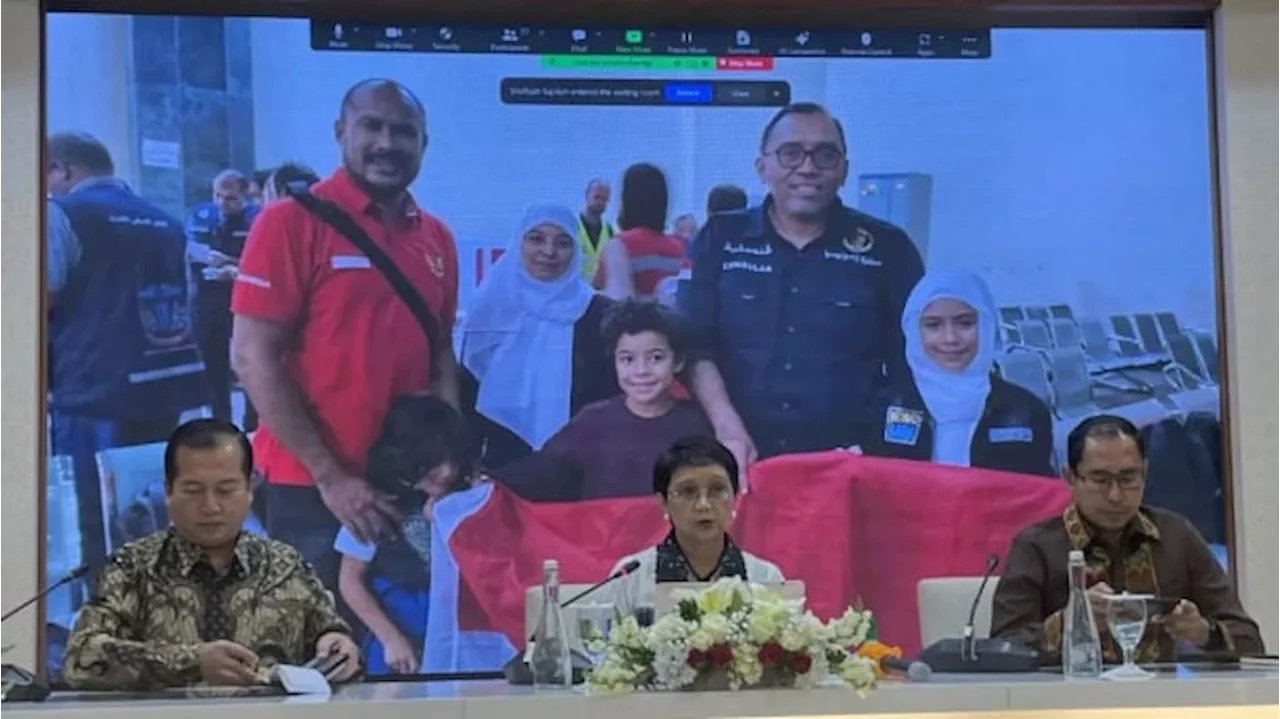 Menlu Retno Marsudi Cerita Rumitnya Proses Evakuasi Satu Keluarga di Gaza Selatan Palestina