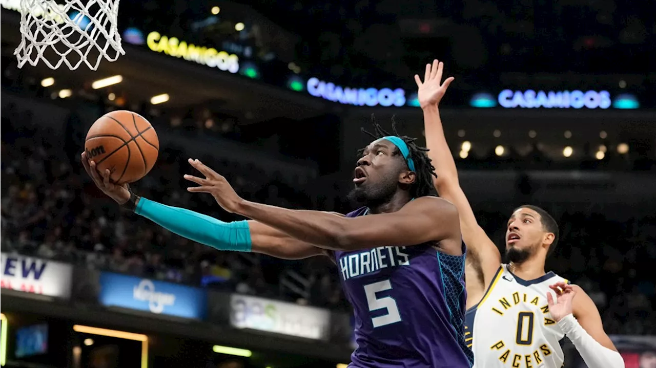 Mark Williams scores 27 as Hornets rally to beat Pacers 125-124