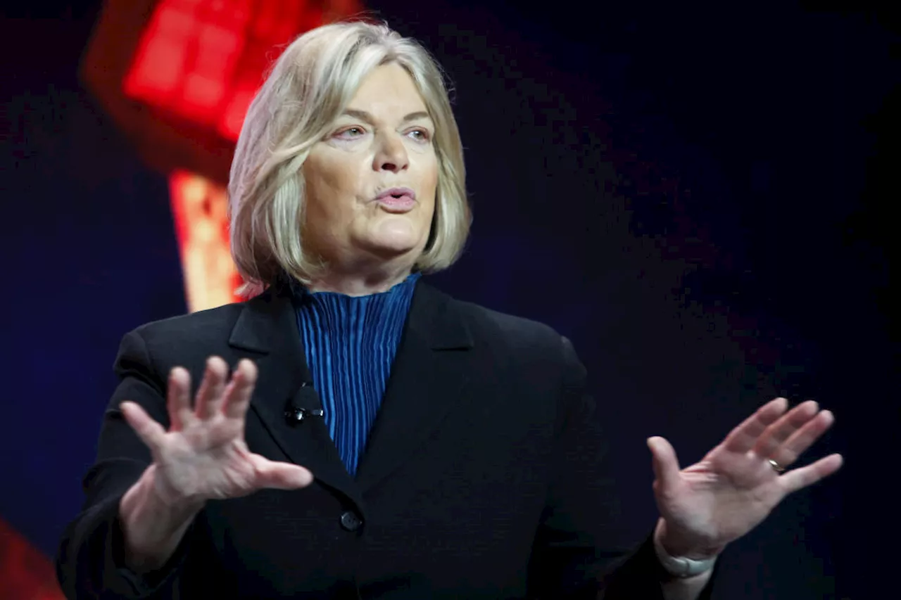 Sen Lummis: SEC is 'overreaching' on crypto