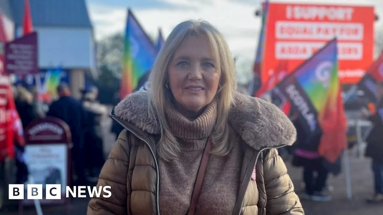 Asda staff rally in Glasgow for equal pay for retail workers