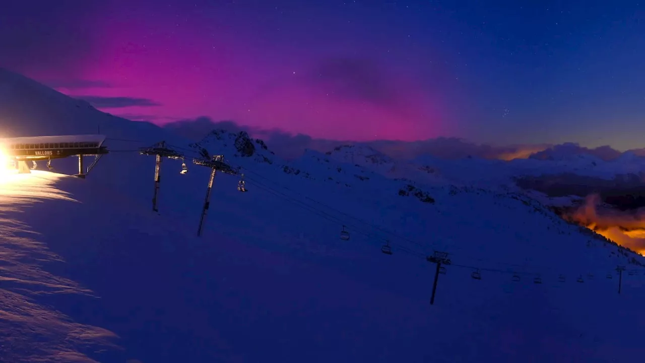 Les images des aurores boréales observées dans le ciel des Hautes-Alpes dimanche soir