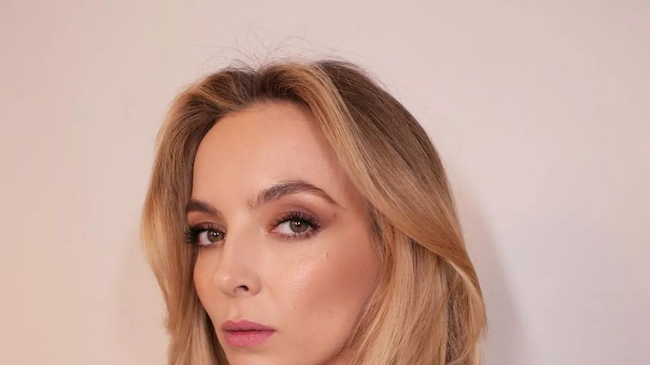 Jodie Comer’s Subtle Smoky Eye Is Perfect For Day Or Night