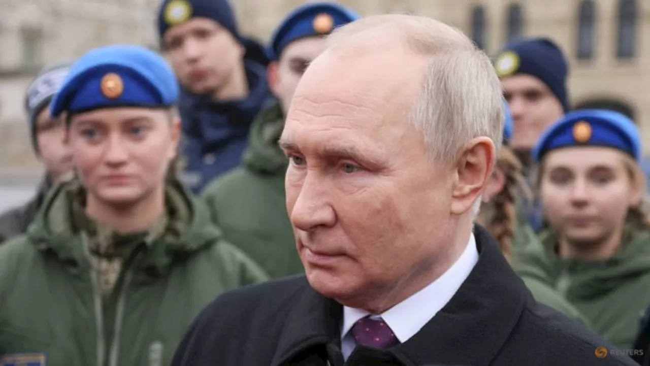 Russia's Putin to stay in power past 2024: Sources