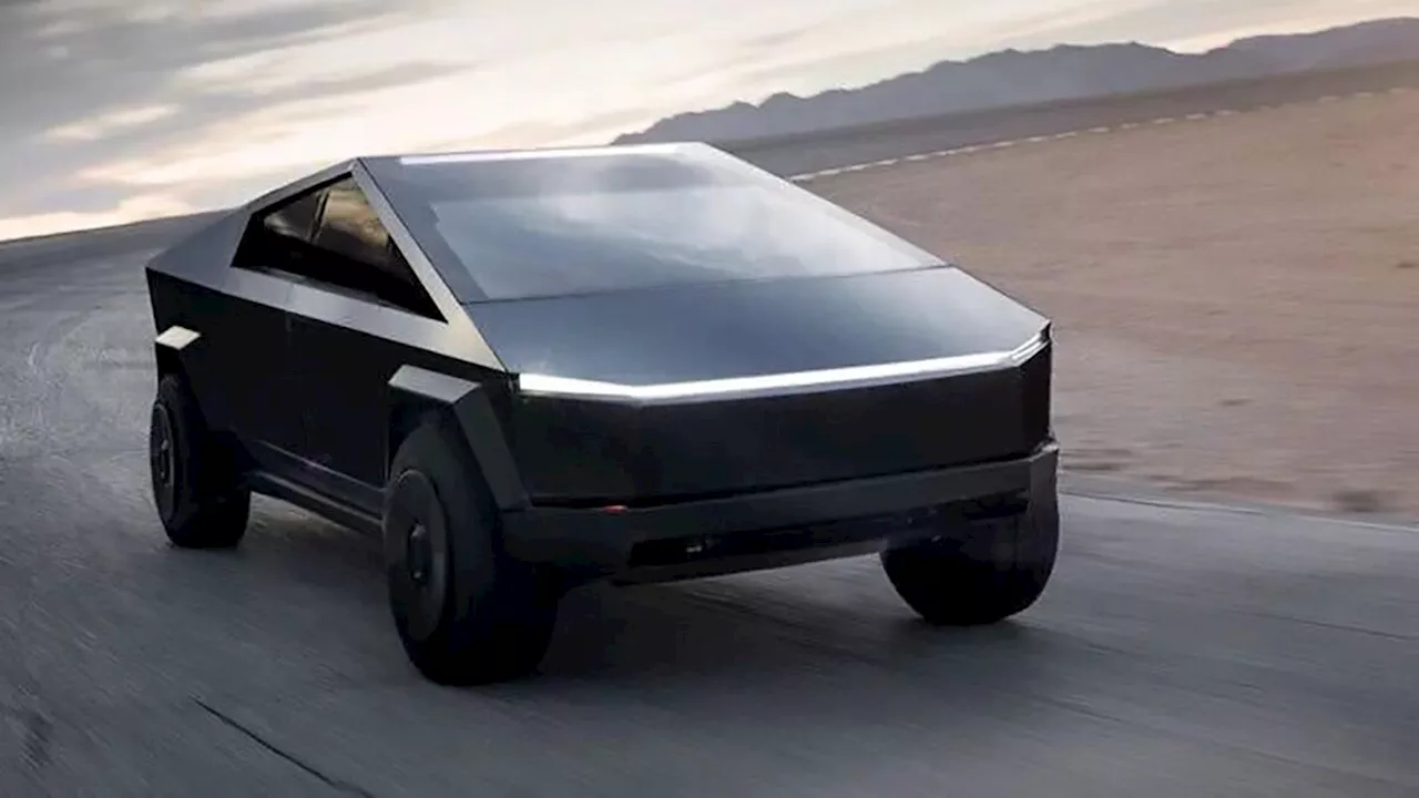 Le Tesla Cybertruck se pavane à Malibu dans une robe noir mat qui interpelle