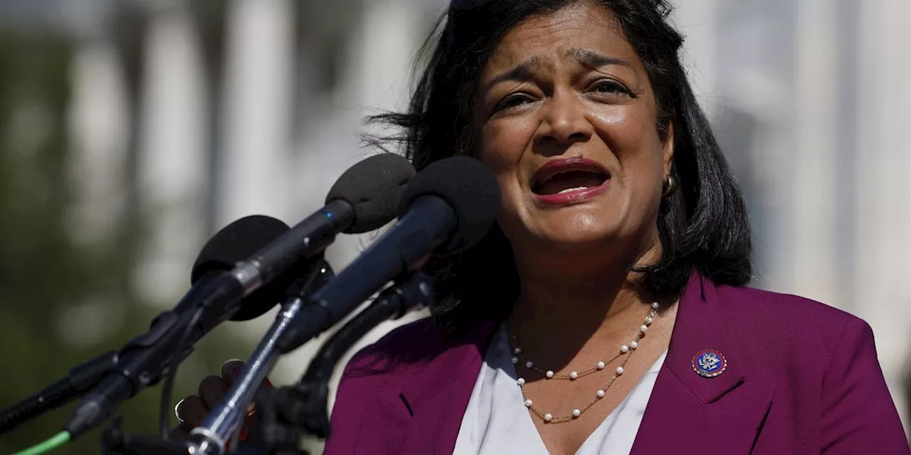 Jayapal Laments Biden's Cave to Insurance Industry on Medicare Advantage