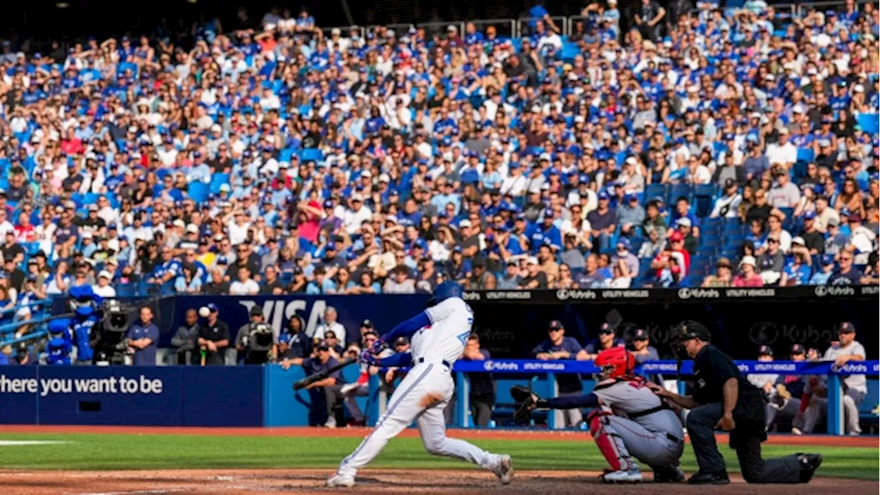 Chapman, Kiermaier, Berríos win Gold Gloves; rookies Volpe and Doyle also win