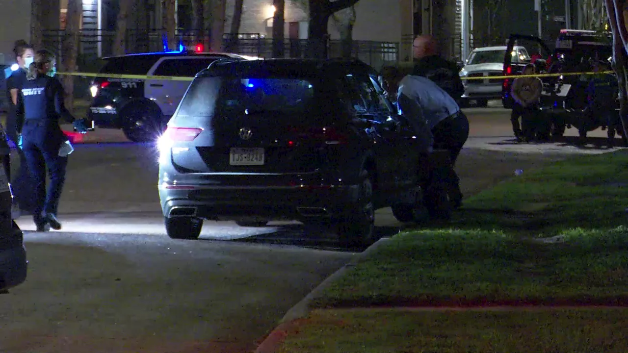 Houston crime: Bodies found in parked car with gunshot wounds