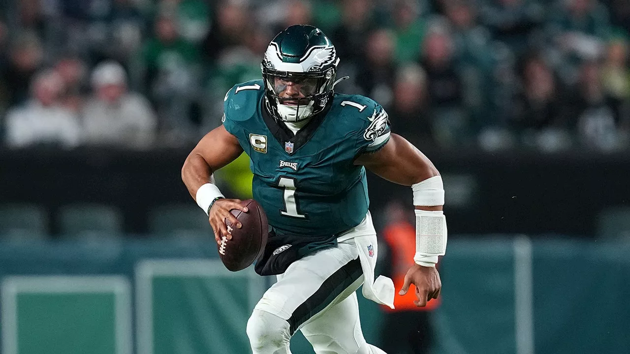 Eagles survive Cowboys’ final drive to win thrilling NFC East battle