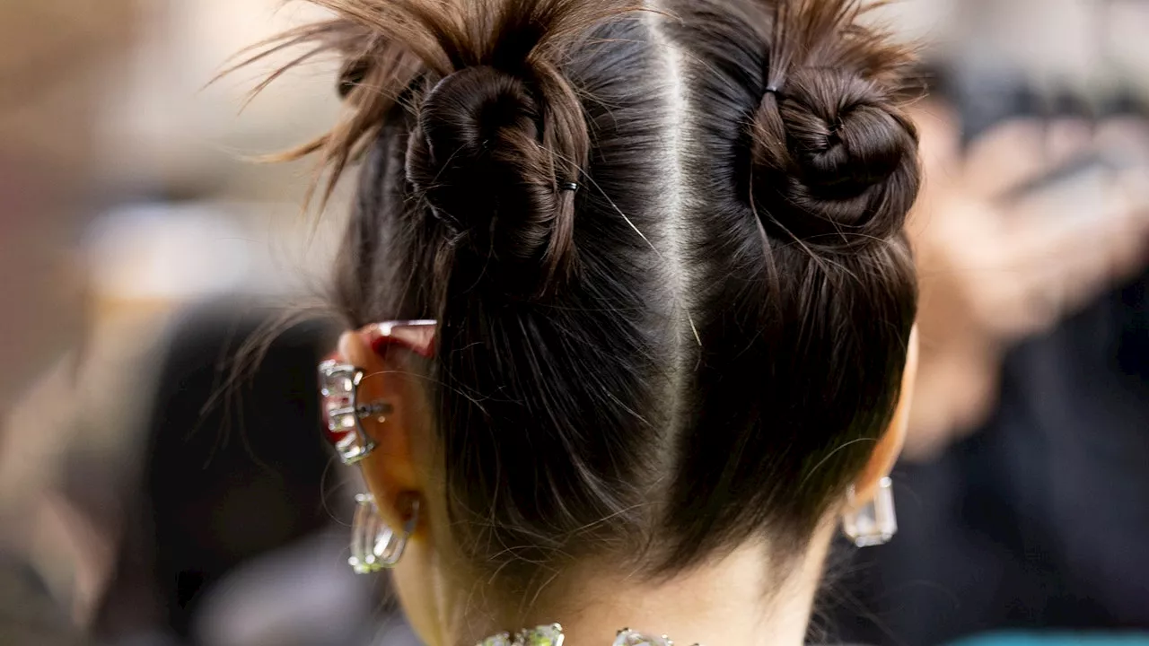 13 Itchy Scalp Causes, Treatments And Prevention, According To Trichologists