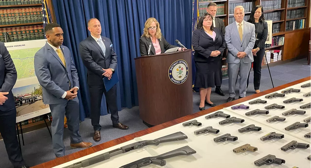 Police recover over 100 guns from interstate trafficking ring, NYPD and Queens DA say